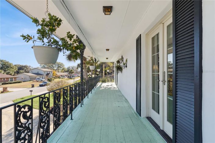 Image No.26-4 Bed House for sale