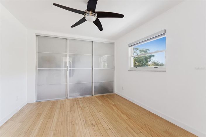 Image No.32-4 Bed House for sale