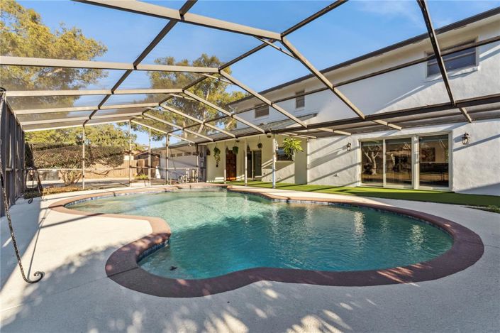 Image No.36-4 Bed House for sale