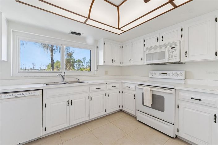 Image No.8-3 Bed Apartment for sale