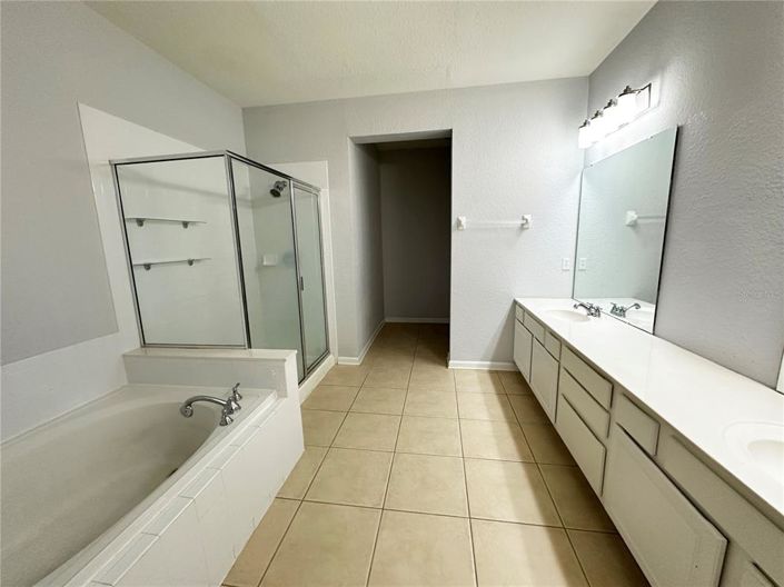 Image No.19-3 Bed Apartment for sale