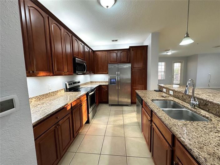 Image No.7-3 Bed Apartment for sale