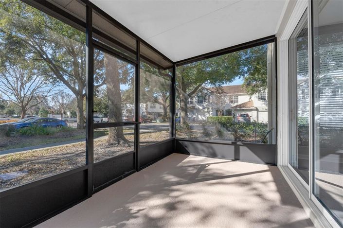 Image No.29-3 Bed Townhouse for sale