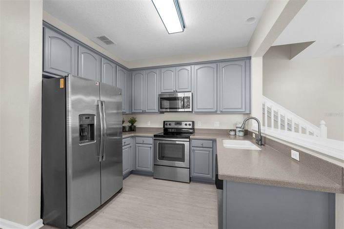 Image No.9-3 Bed Townhouse for sale