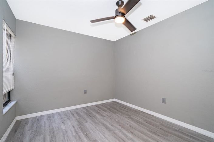 Image No.18-3 Bed Apartment for sale