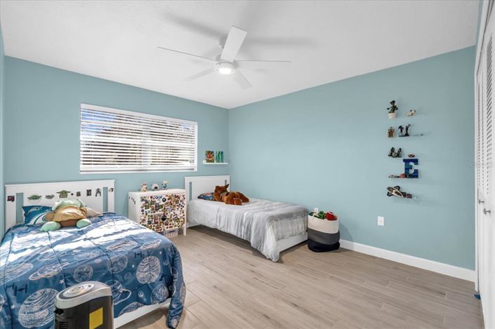 Image No.18-4 Bed House for sale