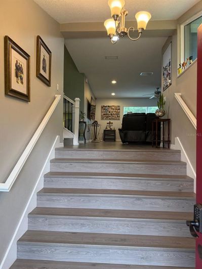 Image No.5-5 Bed House for sale