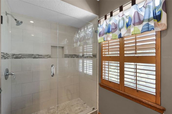 Image No.24-4 Bed House for sale