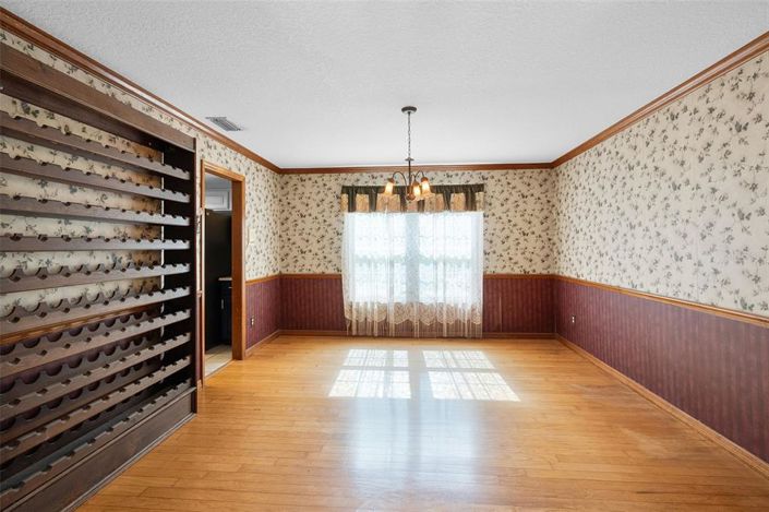 Image No.9-4 Bed House for sale