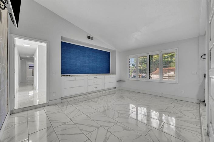 Image No.22-3 Bed House for sale