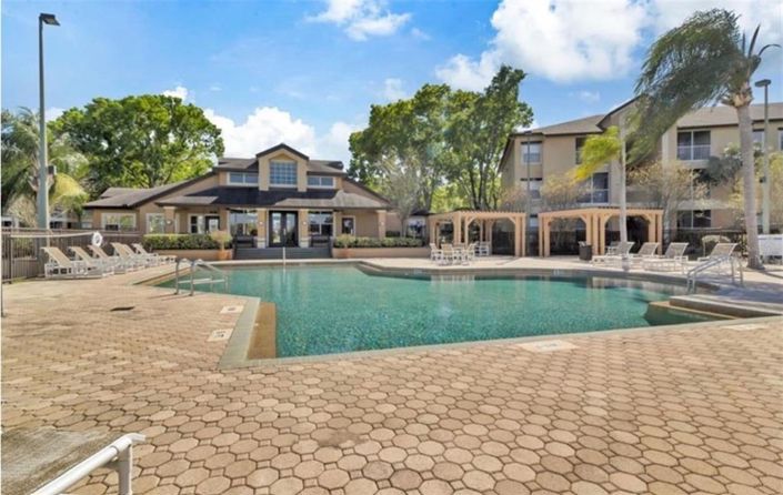 Image No.33-4 Bed Apartment for sale