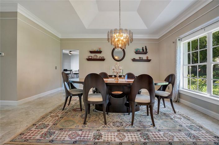 Image No.10-3 Bed House for sale