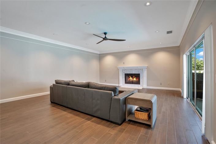 Image No.16-3 Bed House for sale