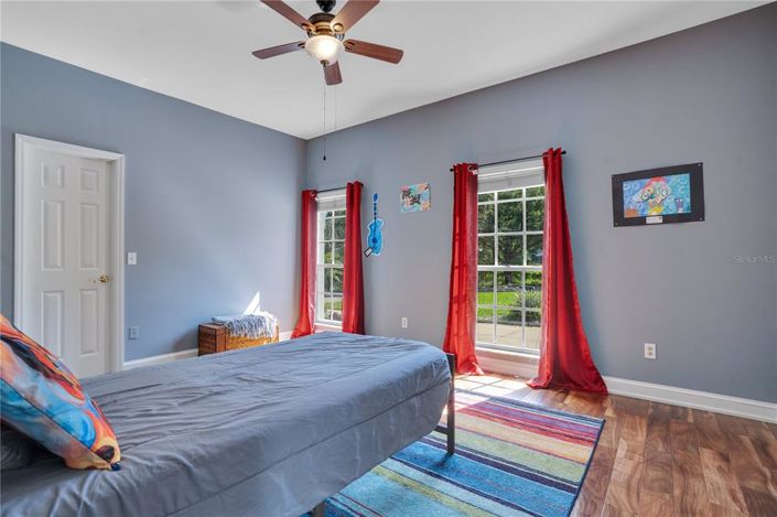 Image No.38-3 Bed House for sale