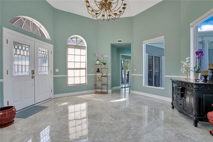 Image No.6-3 Bed House for sale