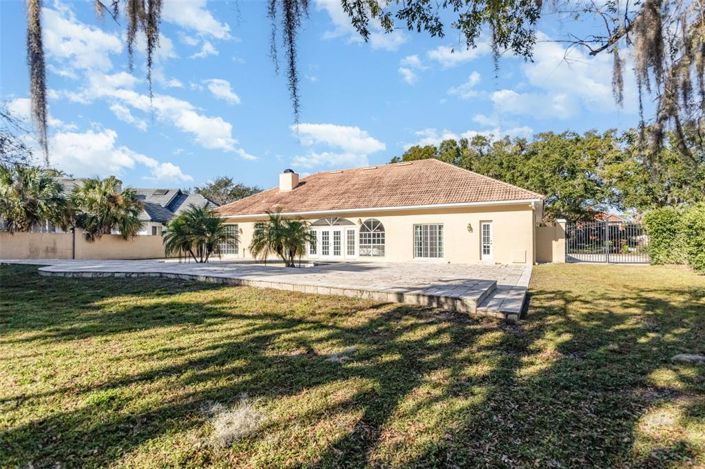 Image No.38-4 Bed House for sale