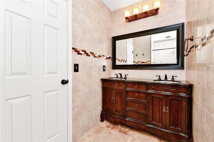 Image No.16-3 Bed House for sale