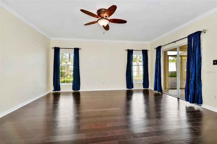 Image No.20-3 Bed House for sale