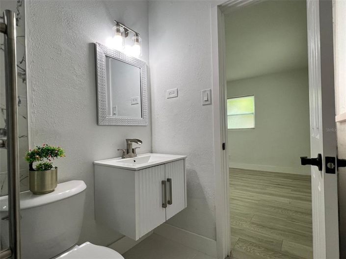 Image No.10-3 Bed House for sale