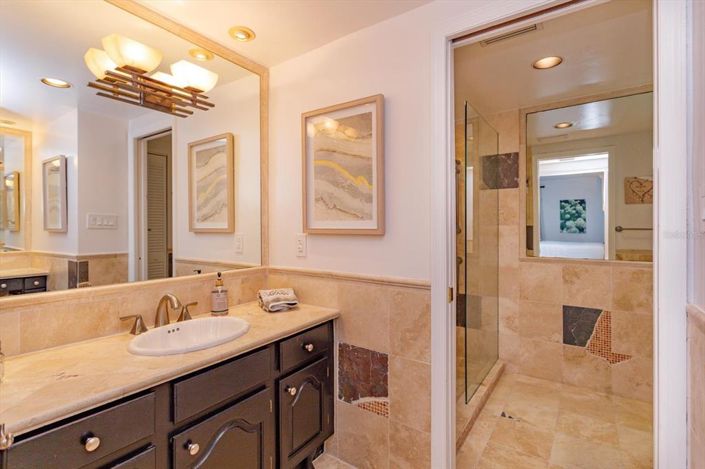 Image No.21-2 Bed Apartment for sale