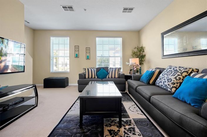 Image No.11-3 Bed Townhouse for sale