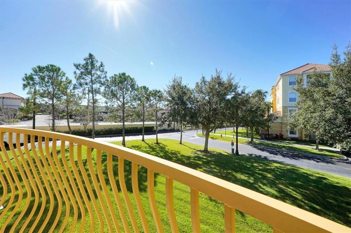 Image No.16-3 Bed Townhouse for sale