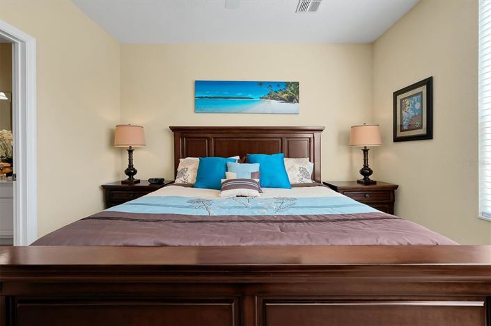 Image No.22-3 Bed Townhouse for sale