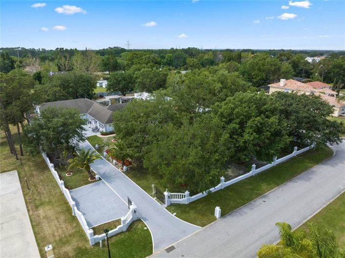 Image No.2-4 Bed House for sale