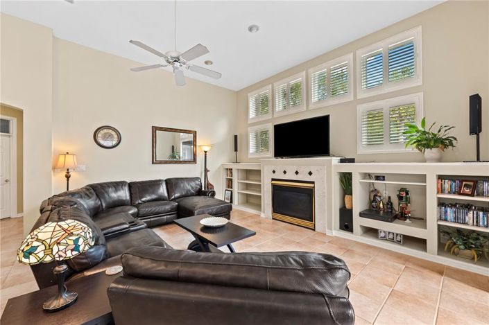 Image No.17-4 Bed House for sale