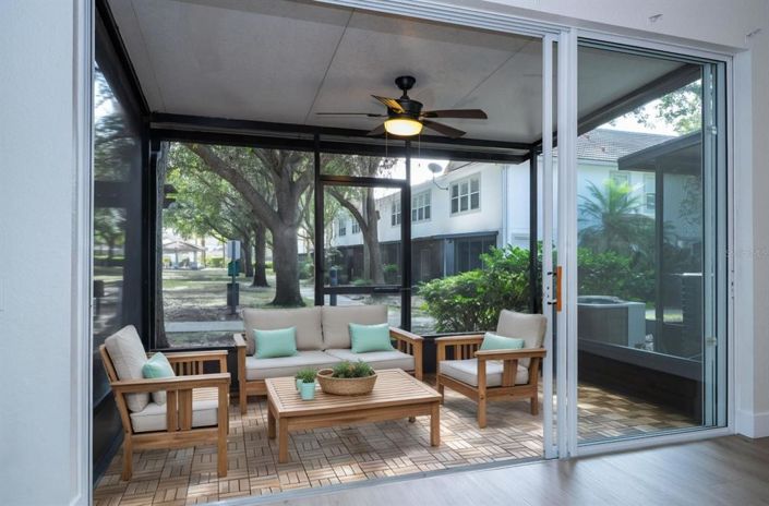 Image No.20-2 Bed Townhouse for sale