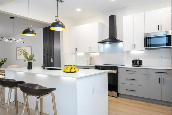 Image No.5-2 Bed Townhouse for sale