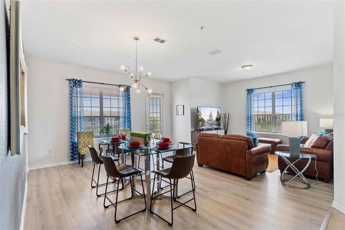 Image No.8-3 Bed Apartment for sale