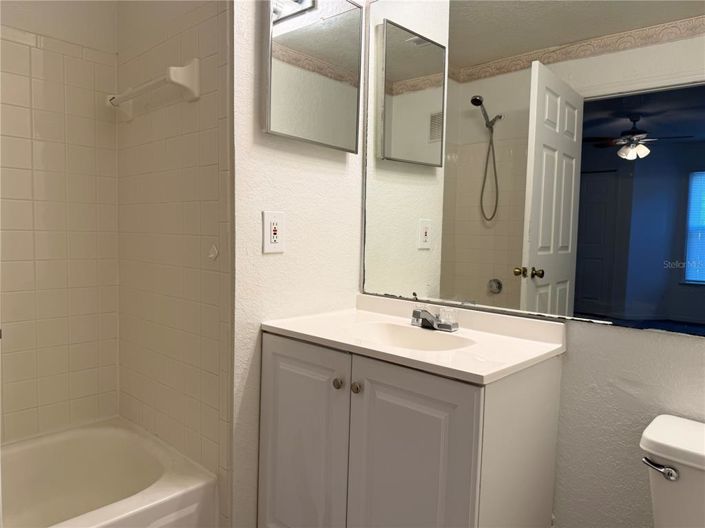 Image No.17-2 Bed Apartment for sale