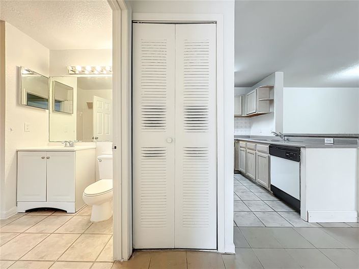 Image No.25-2 Bed Apartment for sale