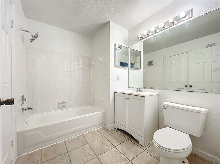 Image No.32-2 Bed Apartment for sale