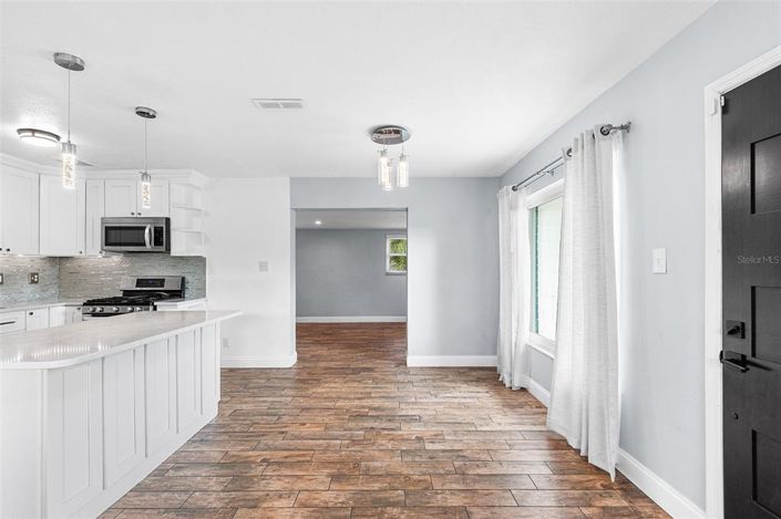 Image No.10-3 Bed House for sale