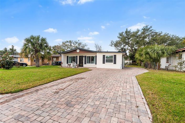 Image No.27-3 Bed House for sale