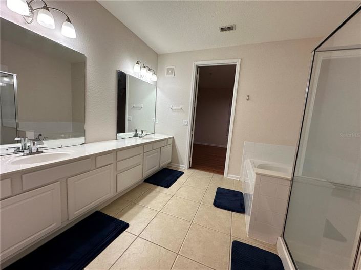 Image No.20-3 Bed Apartment for sale