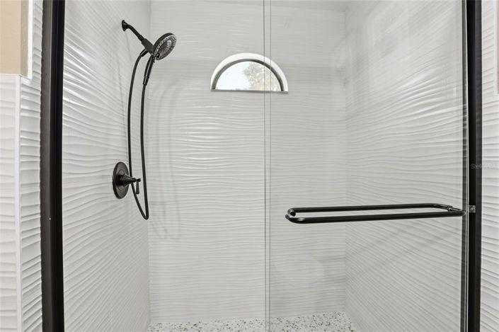 Image No.25-2 Bed Apartment for sale