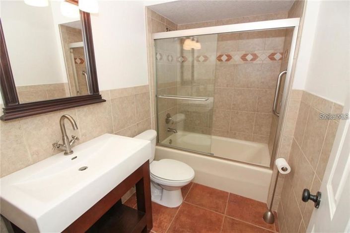 Image No.22-2 Bed Townhouse for sale