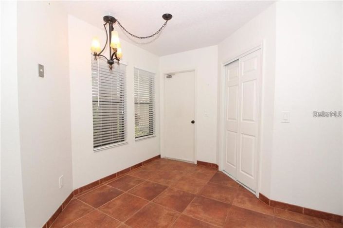 Image No.4-2 Bed Townhouse for sale