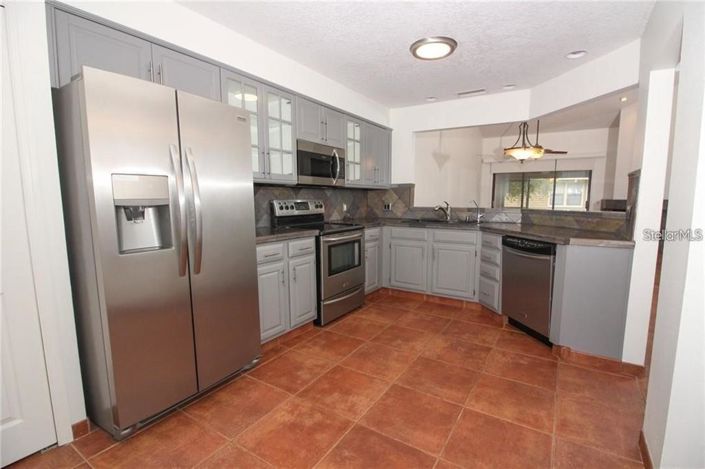 Image No.7-2 Bed Townhouse for sale