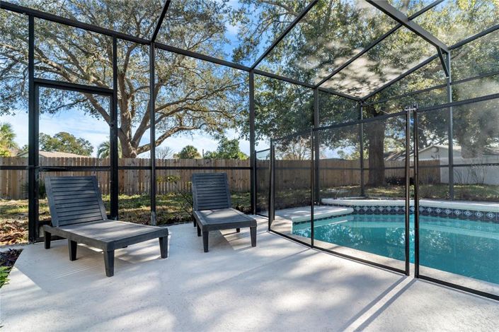 Image No.17-3 Bed House for sale