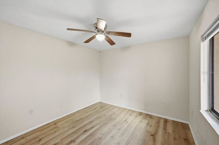 Image No.28-2 Bed Apartment for sale