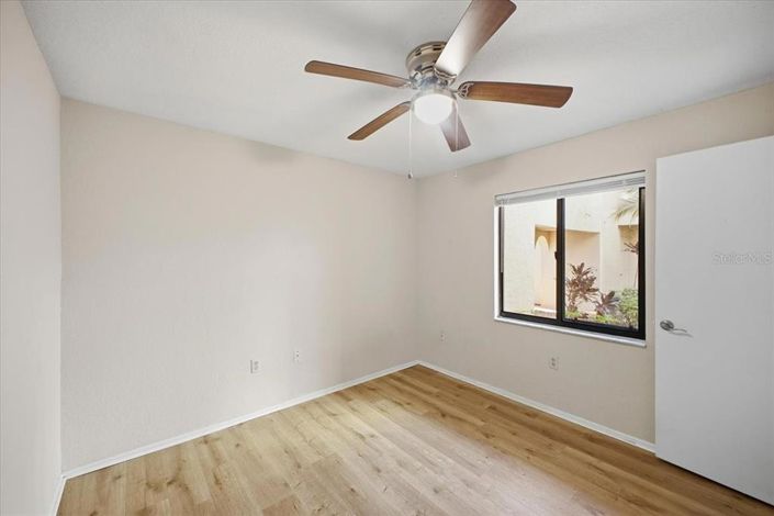 Image No.29-2 Bed Apartment for sale