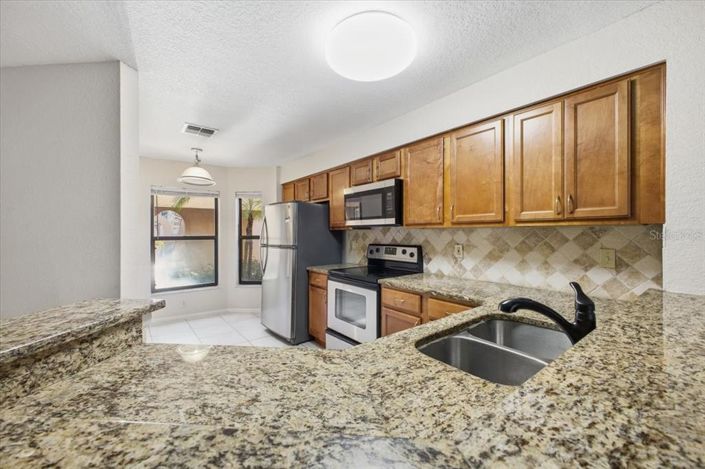 Image No.8-2 Bed Apartment for sale