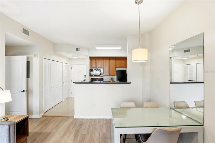 Image No.10-1 Bed Apartment for sale