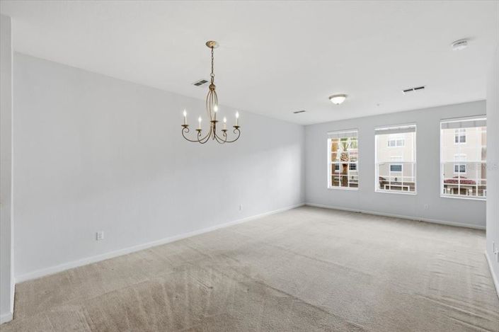 Image No.16-3 Bed Townhouse for sale