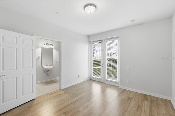 Image No.23-3 Bed Townhouse for sale