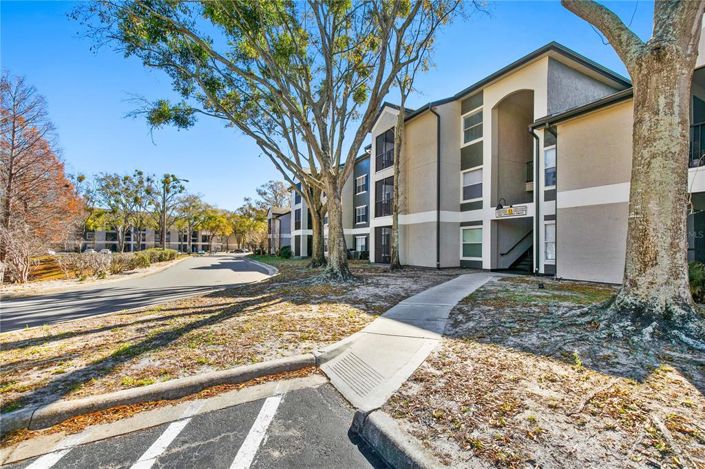 Image No.26-3 Bed Apartment for sale